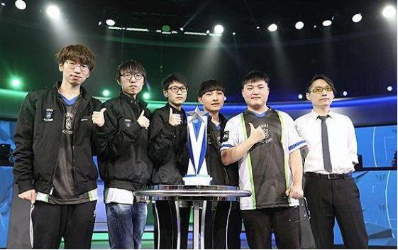 球队和普通 球队和普通