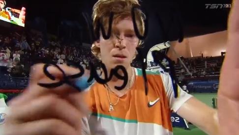 满了悬念与 满了悬念与