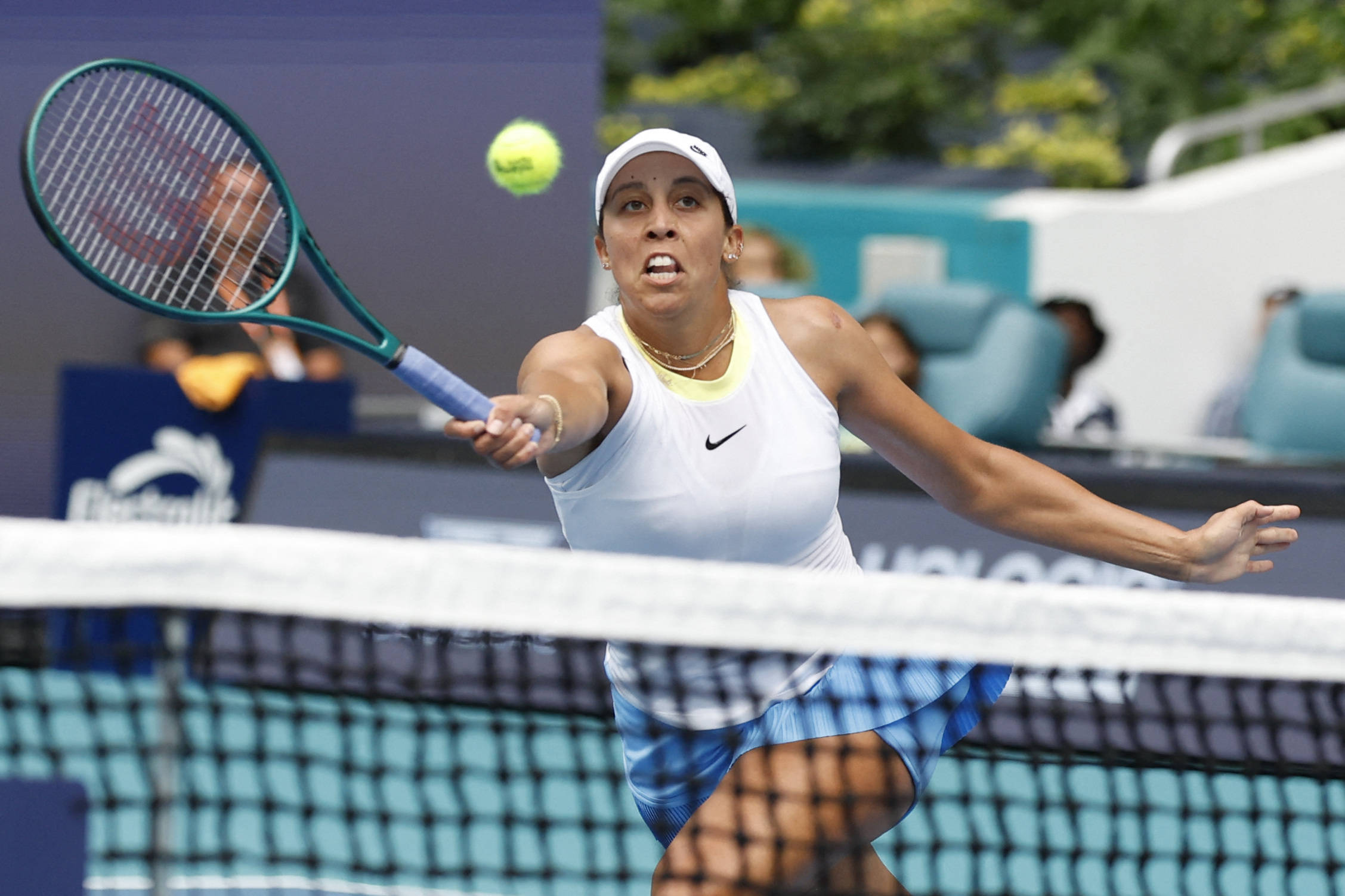 李霄鹏以其 李霄鹏以其