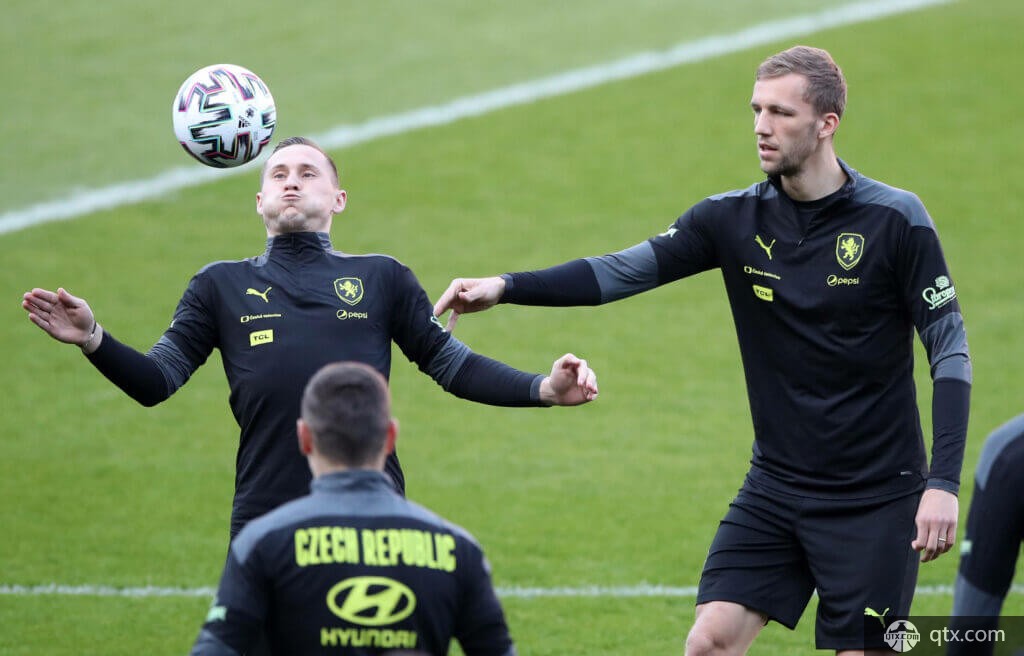 赛事组委会 赛事组委会