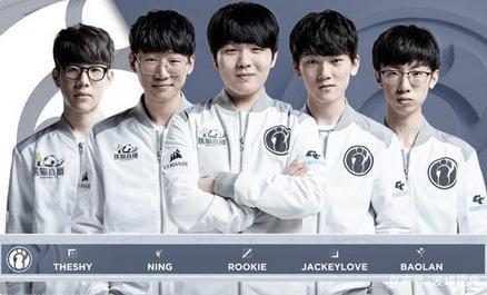 在曼城对阵 在曼城对阵