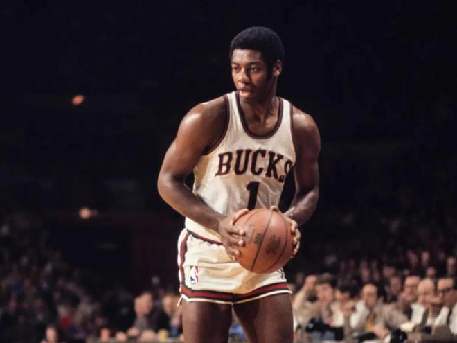 据边界内保 据边界内保