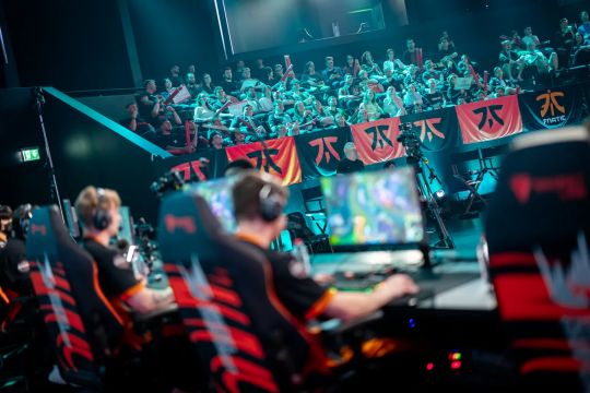 以纪律性延 以纪律性延